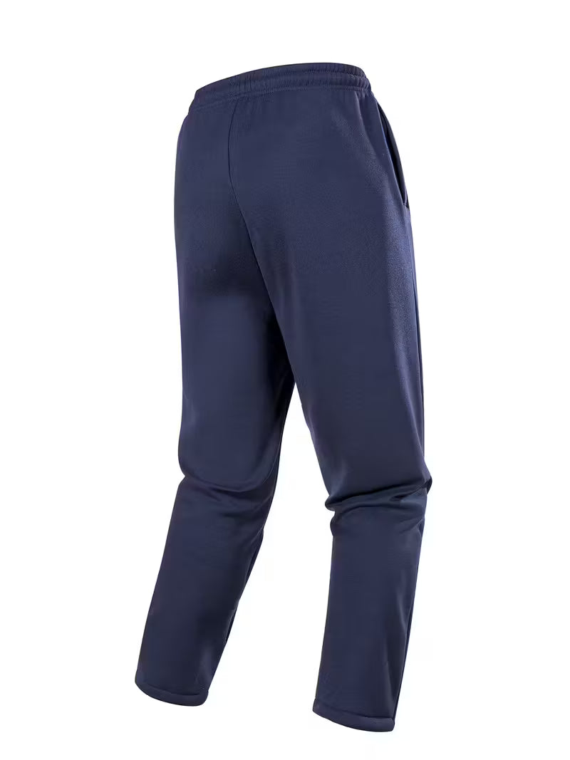 Ensemble deux pièces pour homme comprenant un sweat à capuche zippé à demi-zip avec doublure polaire et un pantalon polaire assorti.